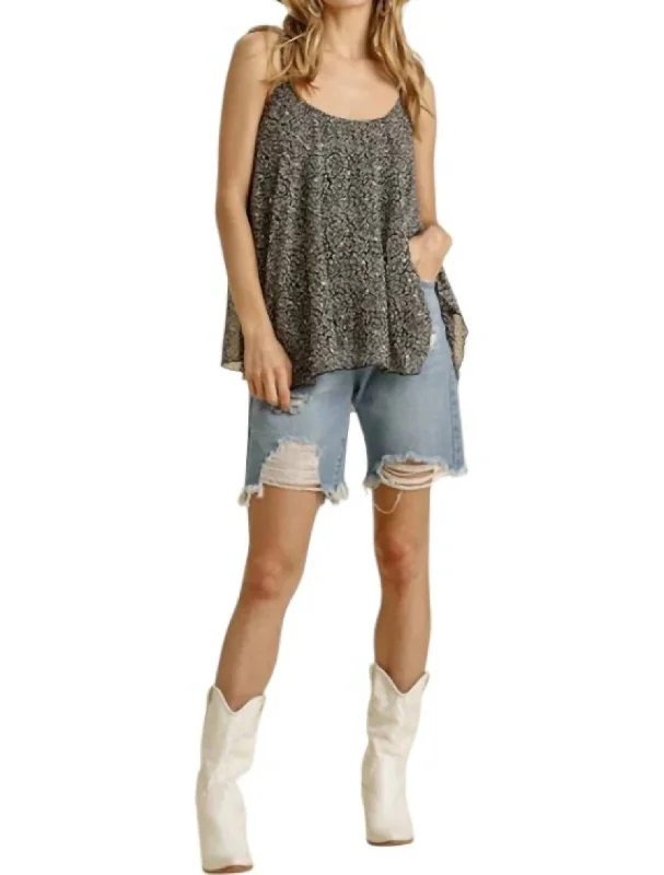 Break Fashion Norms Holding On Tank In Black Mix