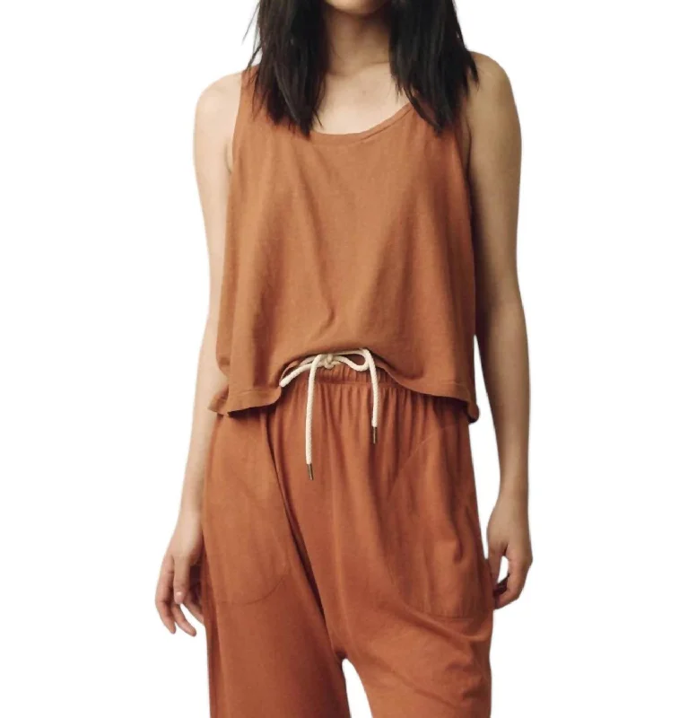 Bold Style Discounts The Sport Tank Top In Canyon
